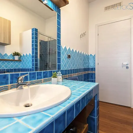 Alghero On The Sea With Large Verandas, 2 Bikes, Large Verandas For Max 8 People Apartmán Alghero